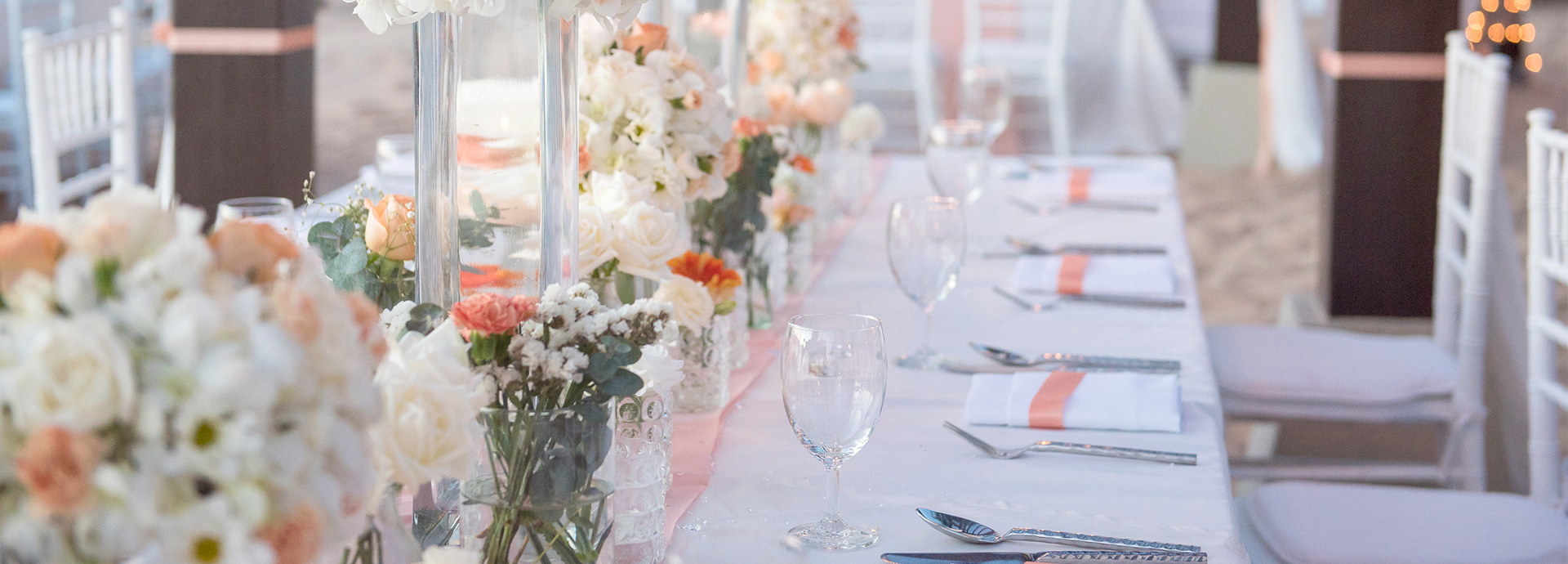 slider1 Elegant wedding table setup decorations